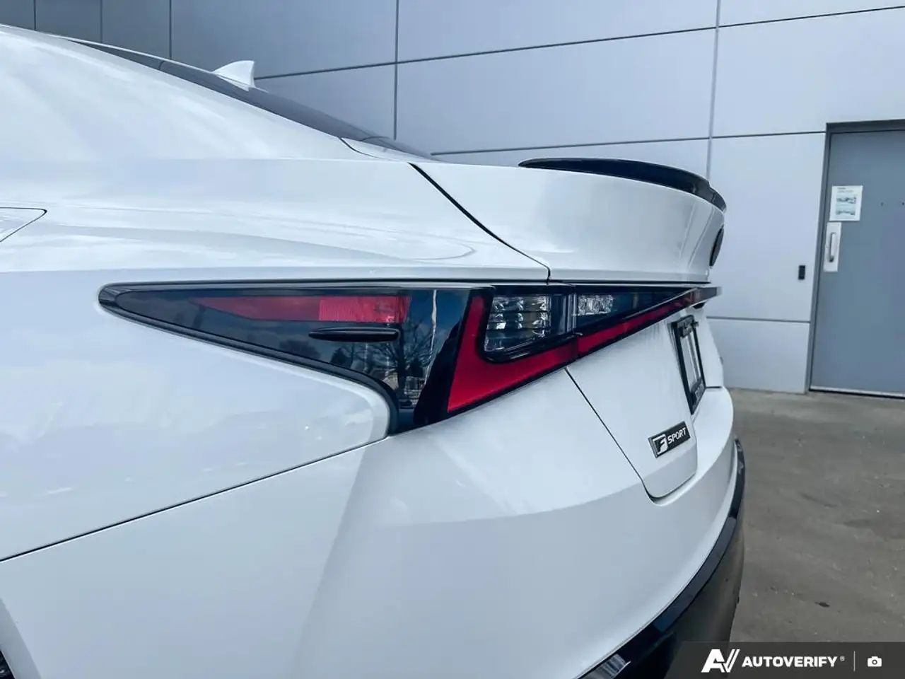Lexus IS photo Lexus IS