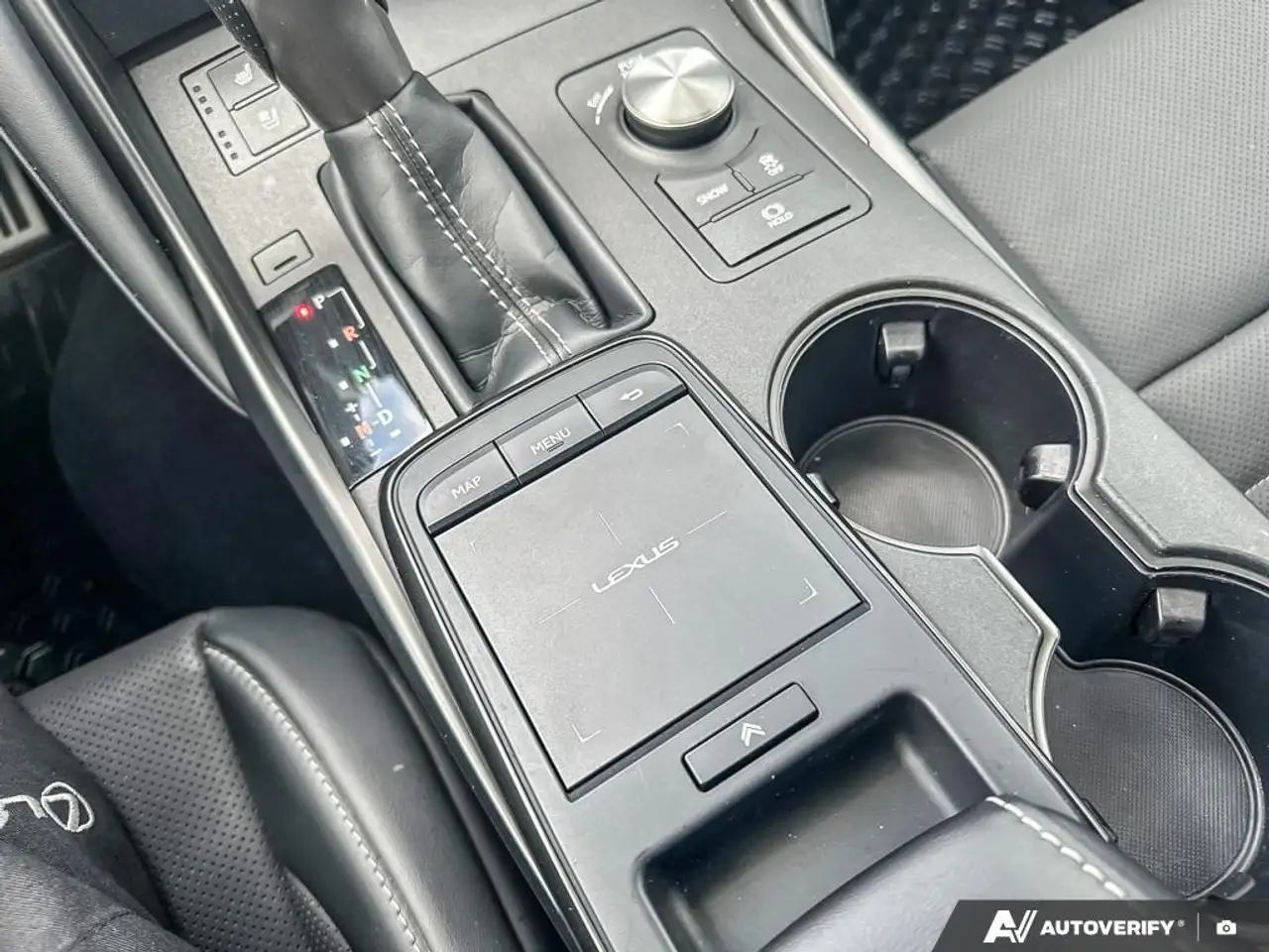 Lexus IS photo Lexus IS
