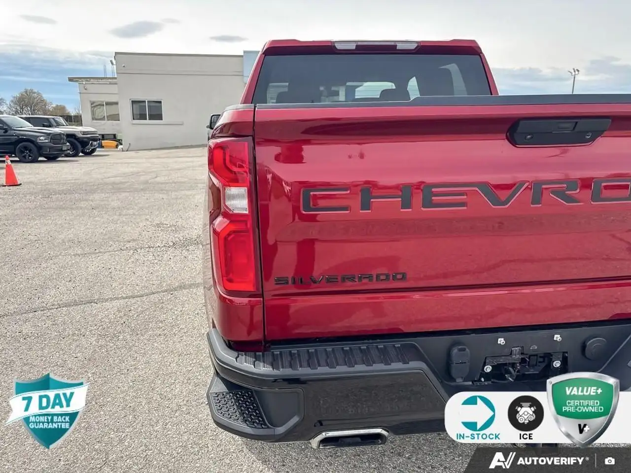 Chevrolet Silverado 1500 снимка Chevrolet Silverado 1500