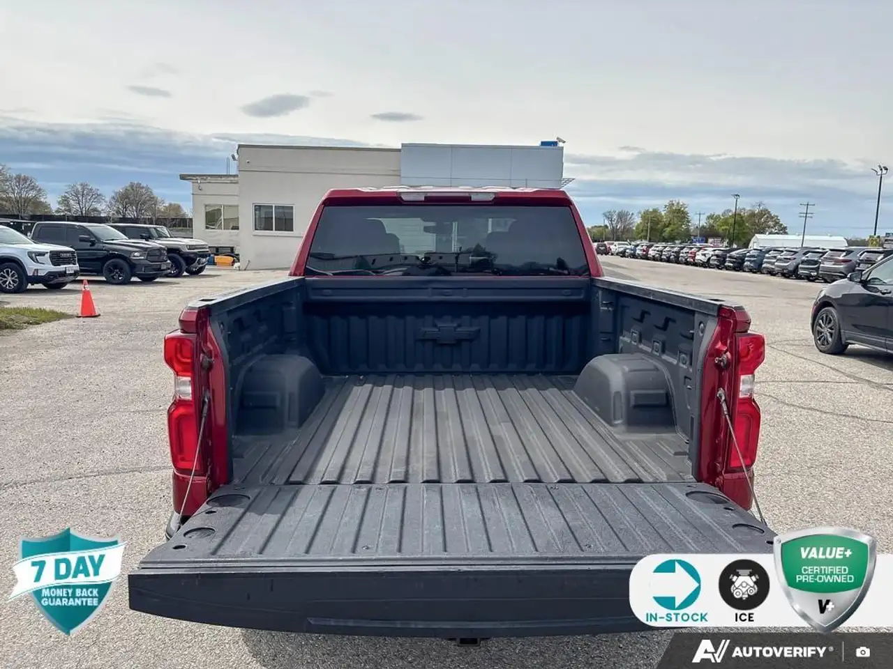 Chevrolet Silverado 1500 снимка Chevrolet Silverado 1500