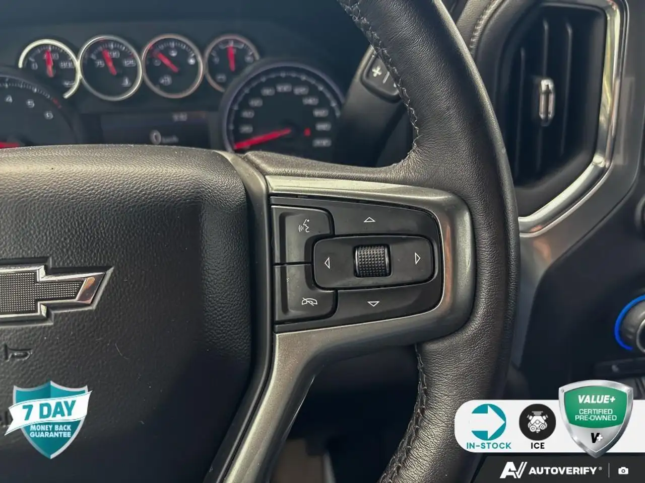 Chevrolet Silverado 1500 снимка Chevrolet Silverado 1500