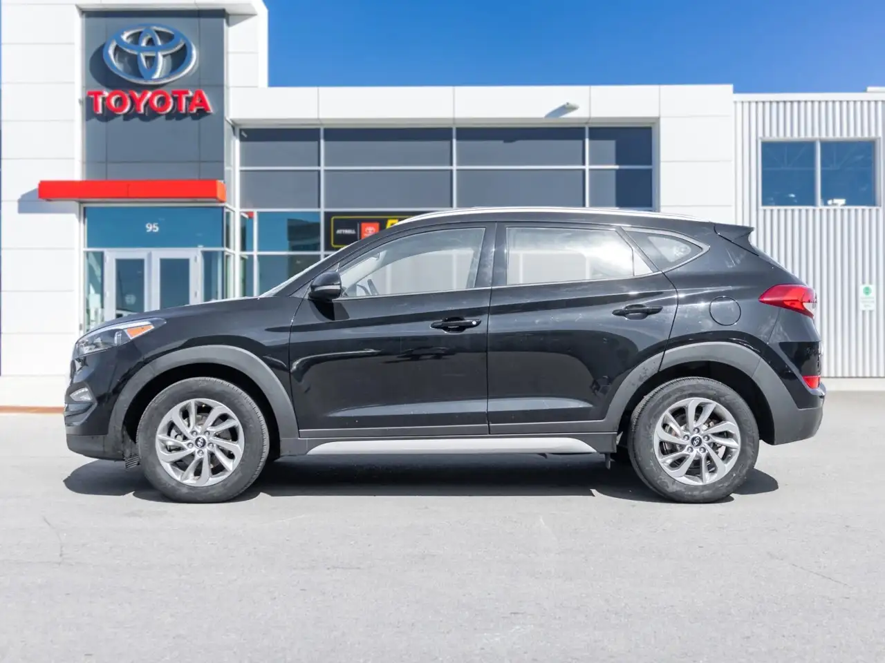 Hyundai TUCSON photo Hyundai TUCSON
