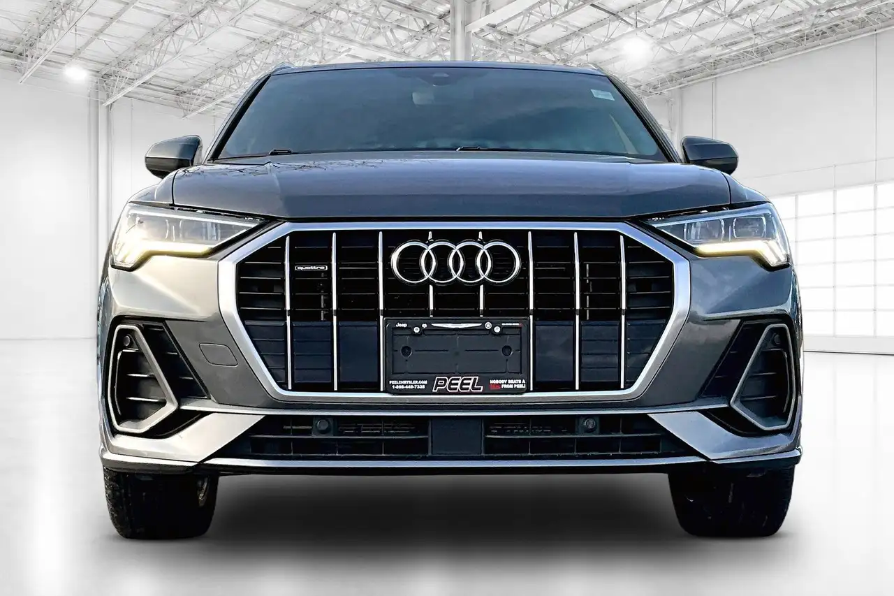 Audi Q3 photo Audi Q3