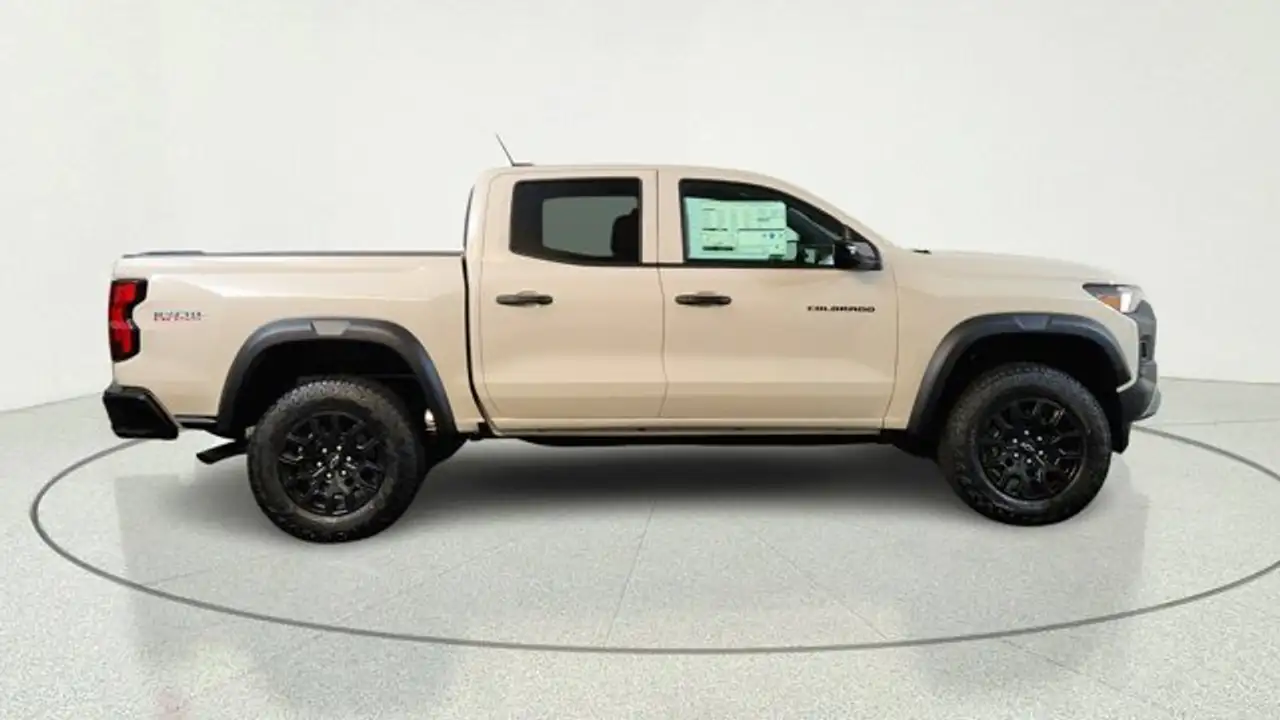 Chevrolet Colorado снимка Chevrolet Colorado