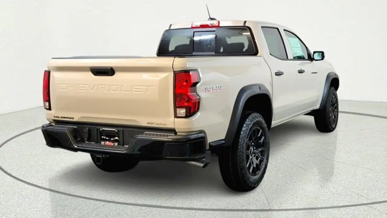 Chevrolet Colorado снимка Chevrolet Colorado