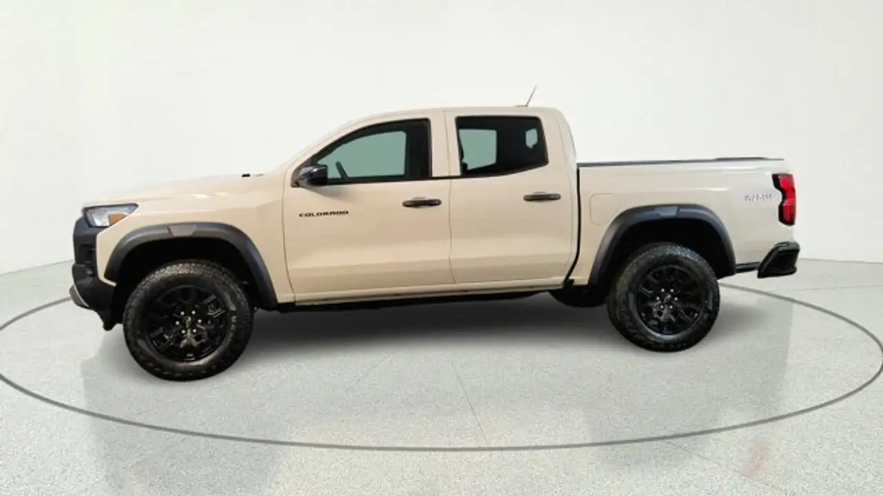 Chevrolet Colorado снимка Chevrolet Colorado
