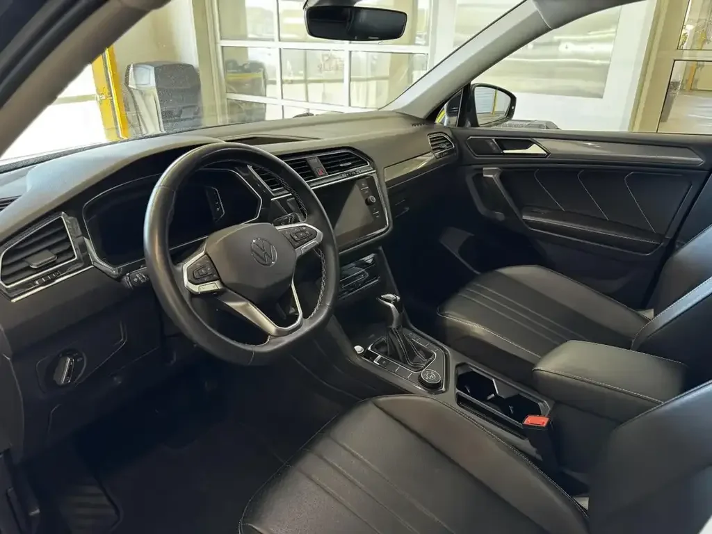 Volkswagen Tiguan снимка Volkswagen Tiguan