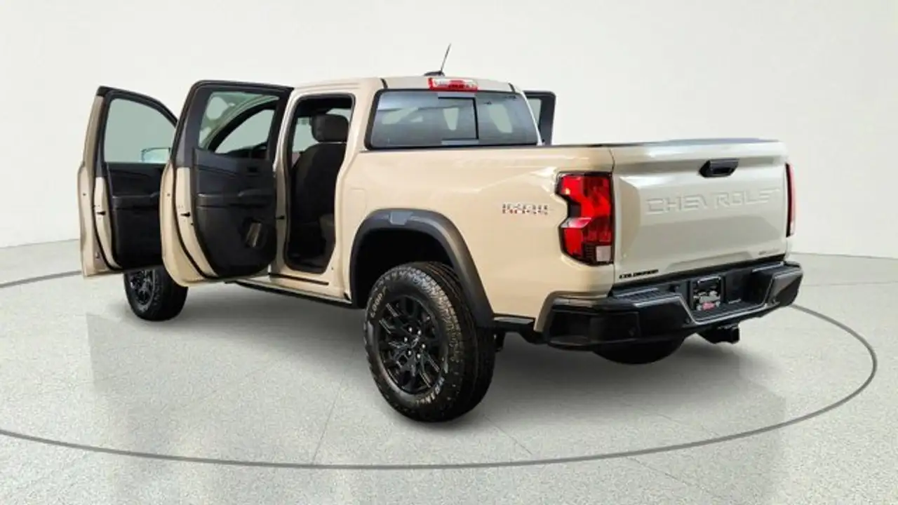 Chevrolet Colorado снимка Chevrolet Colorado