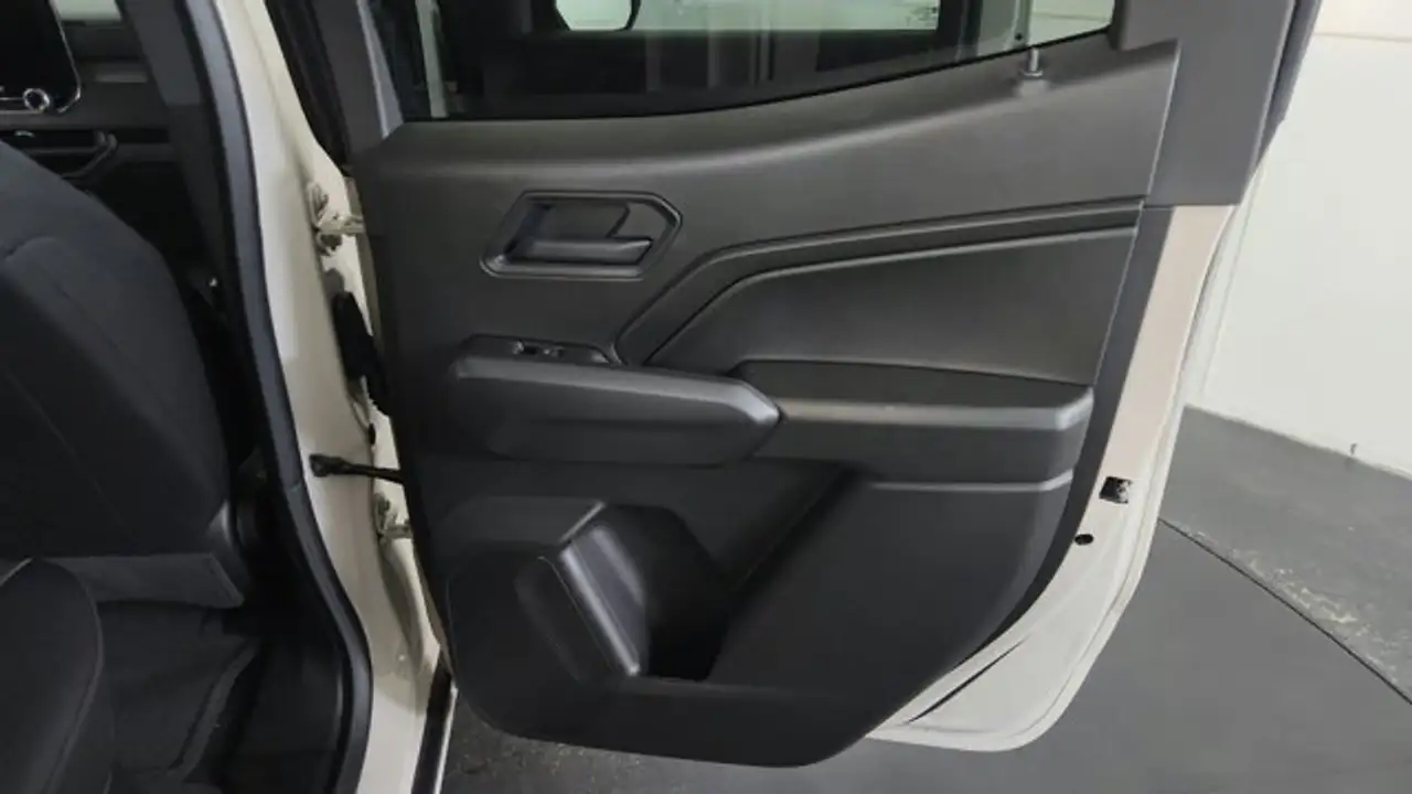 Chevrolet Colorado снимка Chevrolet Colorado