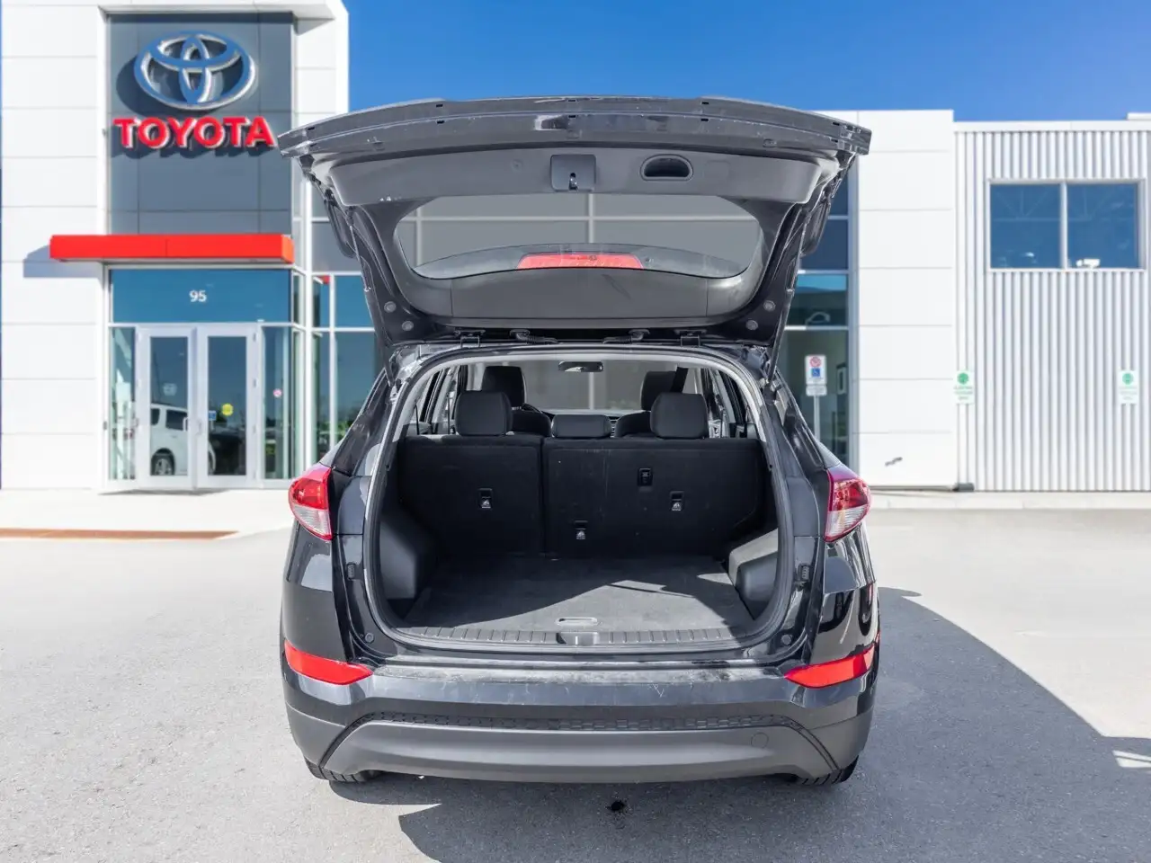 Hyundai TUCSON photo Hyundai TUCSON
