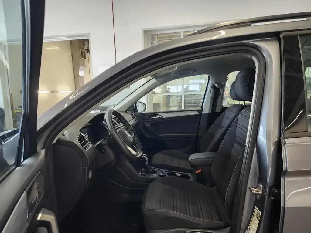 Volkswagen Tiguan снимка Volkswagen Tiguan