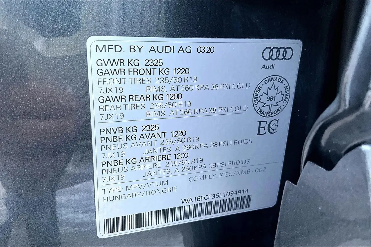 Audi Q3 photo Audi Q3