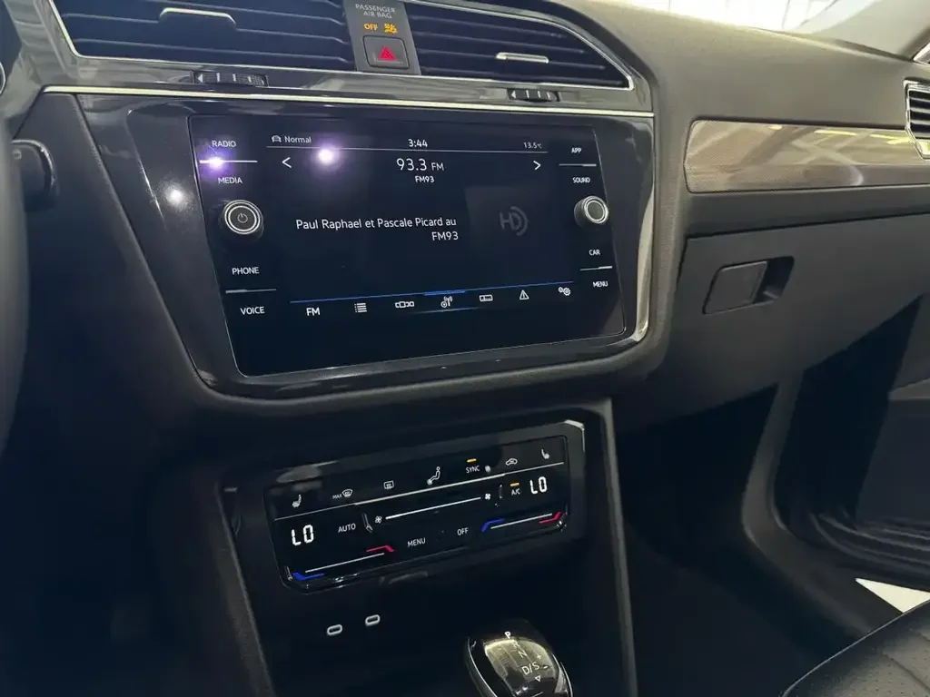 Volkswagen Tiguan снимка Volkswagen Tiguan