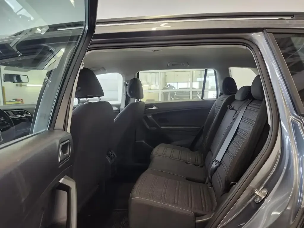 Volkswagen Tiguan снимка Volkswagen Tiguan