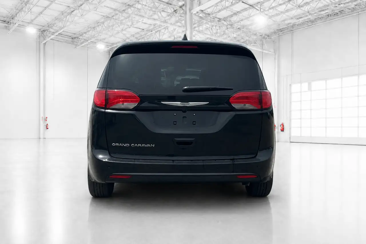 Chrysler Grand Caravan photo Chrysler Grand Caravan