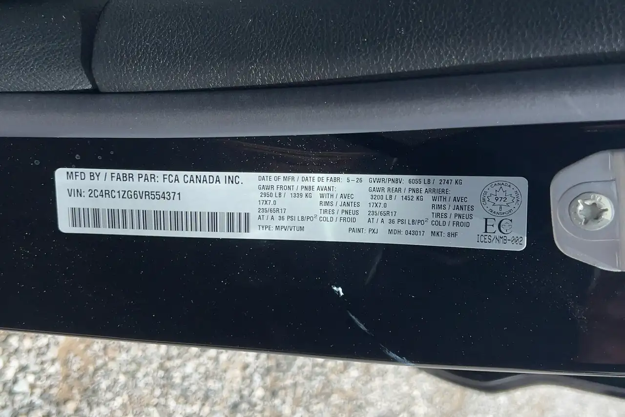 Chrysler Grand Caravan photo Chrysler Grand Caravan