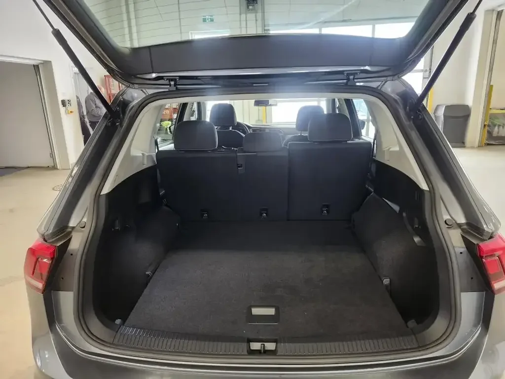 Volkswagen Tiguan снимка Volkswagen Tiguan
