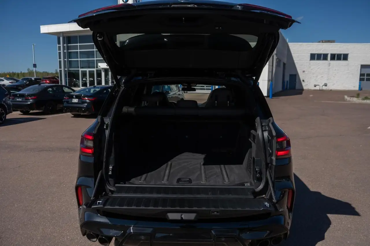 BMW X5 M photo BMW X5 M