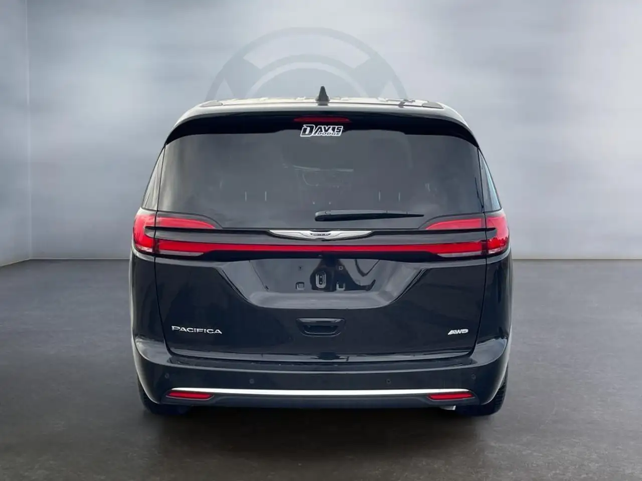 Chrysler Pacifica снимка Chrysler Pacifica