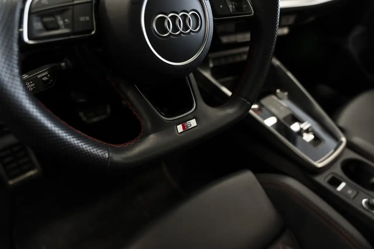 Audi S3 снимка Audi S3