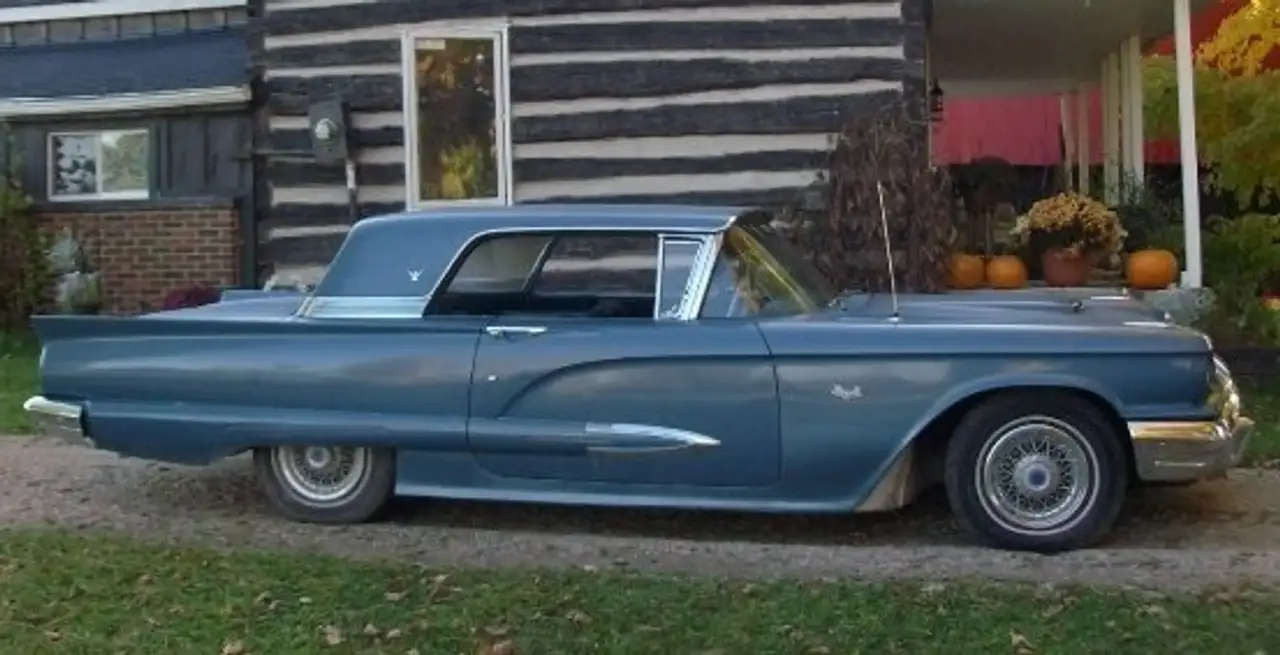Ford Thunderbird fotografie Ford Thunderbird