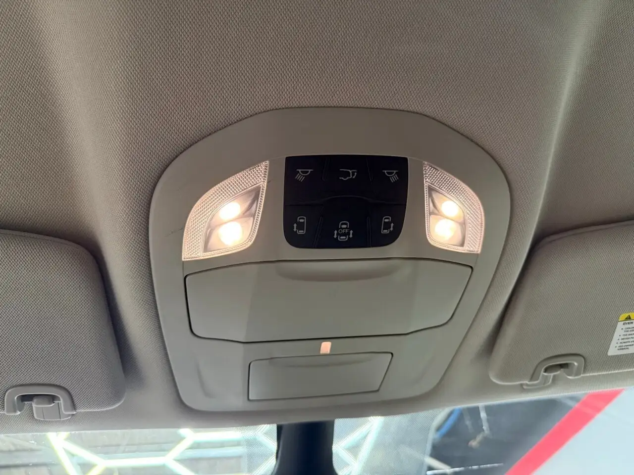 Chrysler Grand Caravan photo Chrysler Grand Caravan