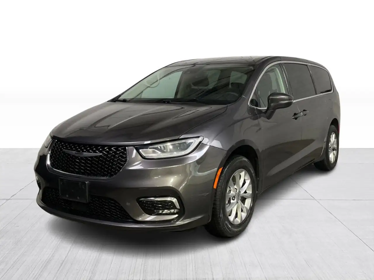 Chrysler Pacifica photo Chrysler Pacifica