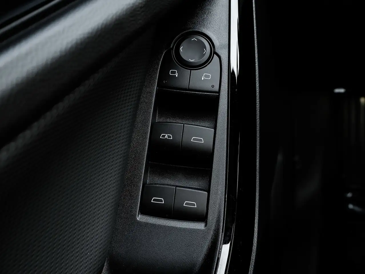 Chevrolet Equinox photo Chevrolet Equinox
