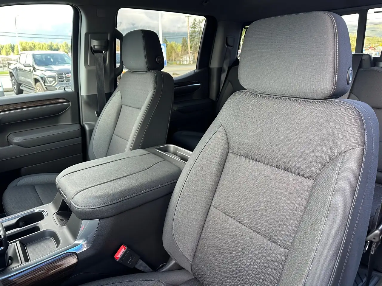 Chevrolet Silverado 1500 photo Chevrolet Silverado 1500