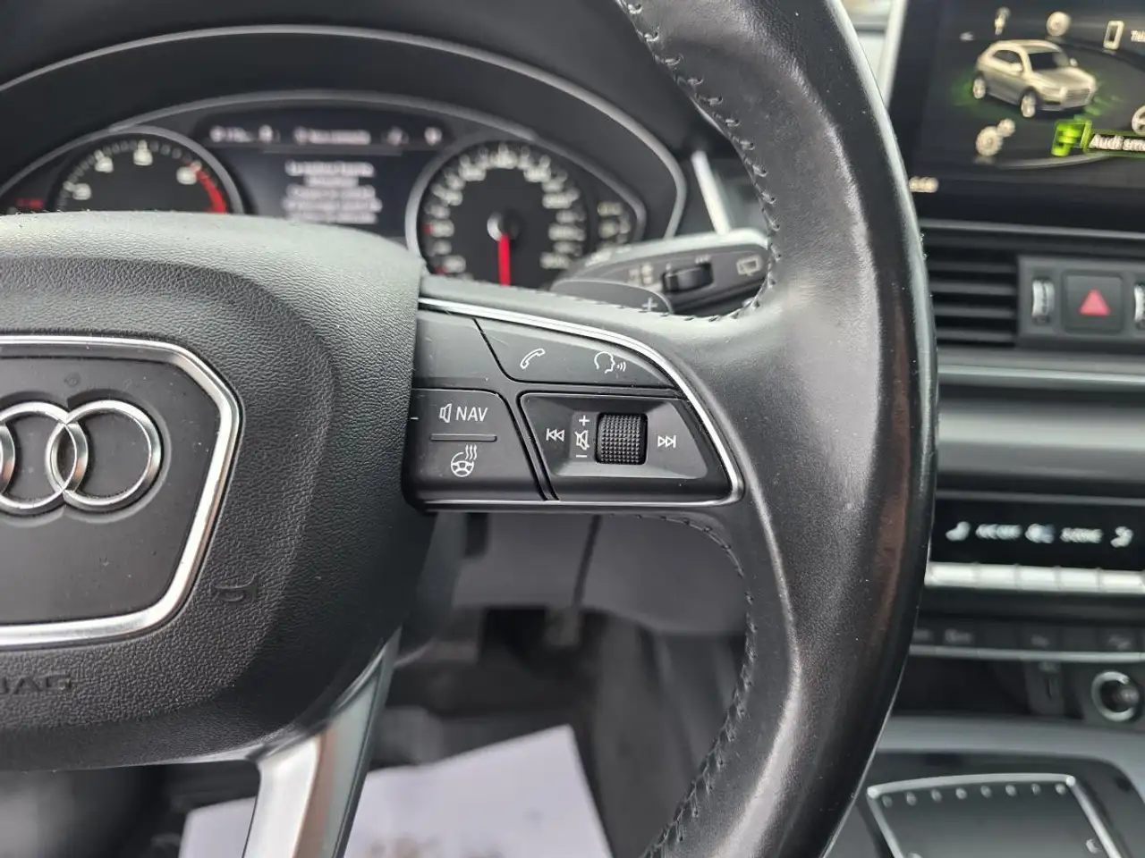 Audi Q5 снимка Audi Q5