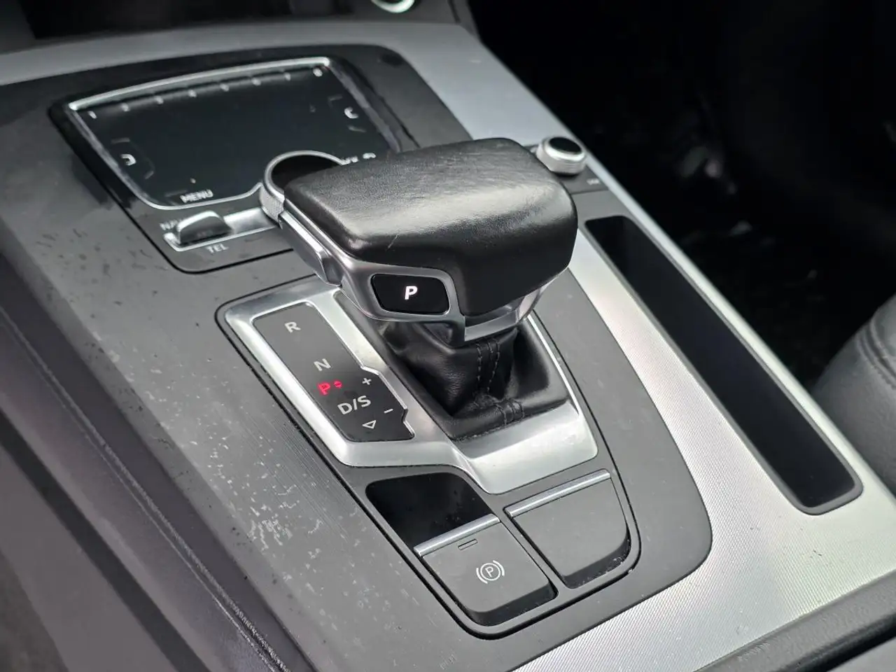 Audi Q5 снимка Audi Q5