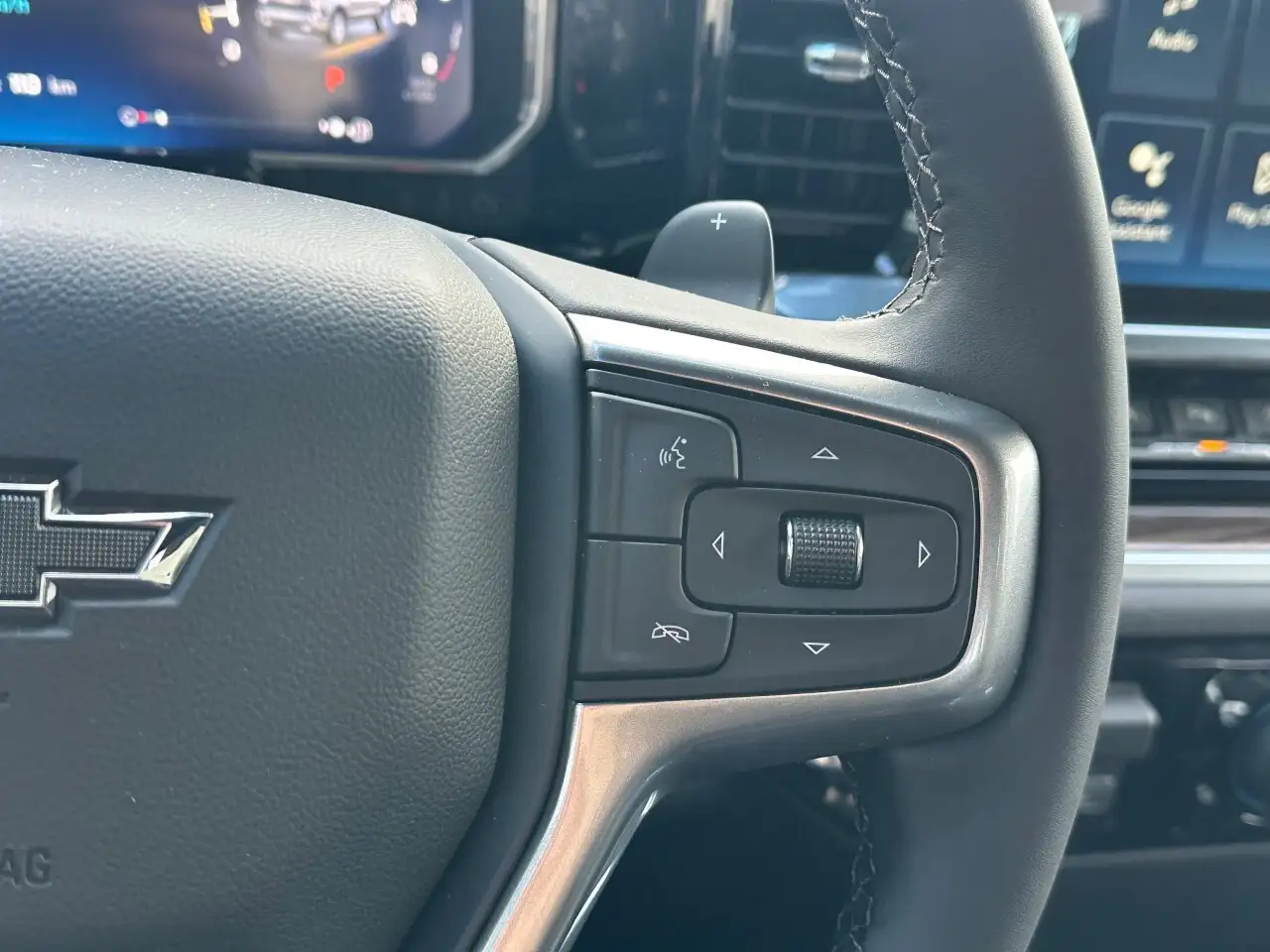 Chevrolet Silverado 1500 photo Chevrolet Silverado 1500