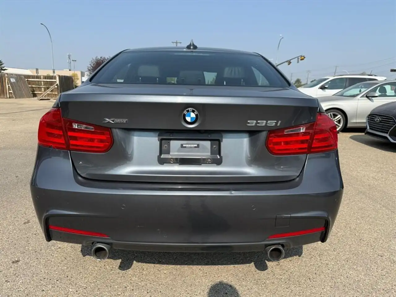 BMW 3 Series photo BMW 3 Series