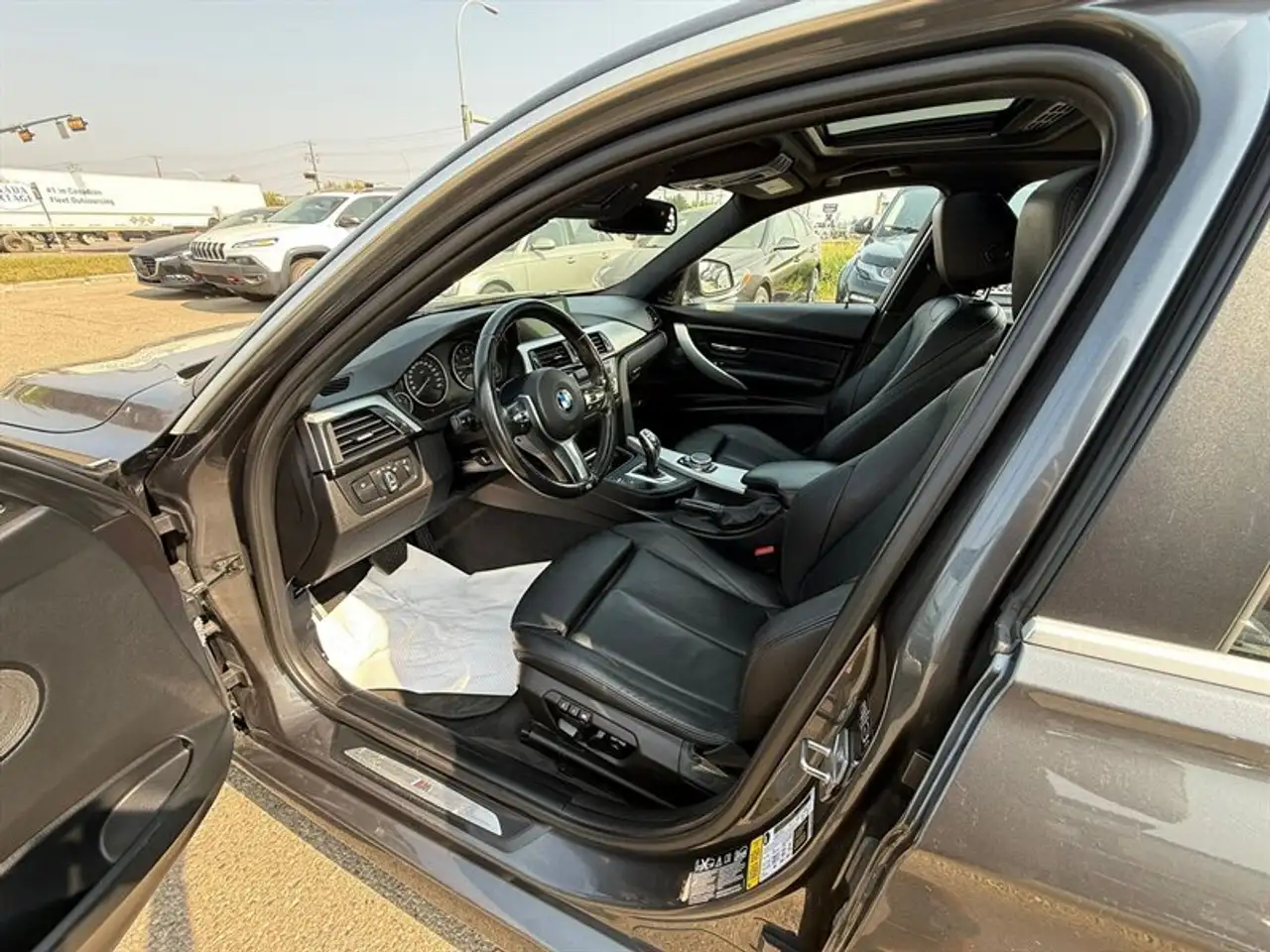 BMW 3 Series photo BMW 3 Series