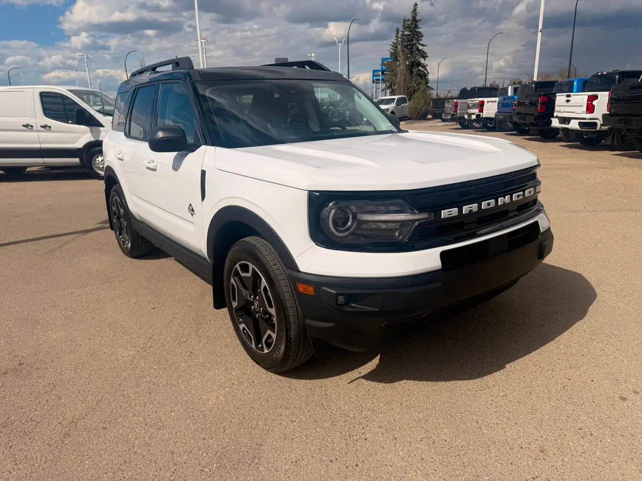 Ford Bronco Sport photo Ford Bronco Sport