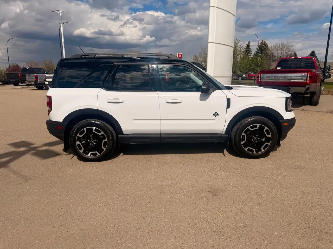 Ford Bronco Sport photo Ford Bronco Sport