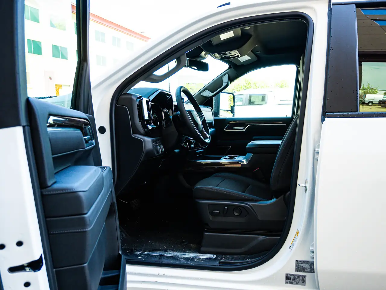 Chevrolet Silverado 3500 photo Chevrolet Silverado 3500