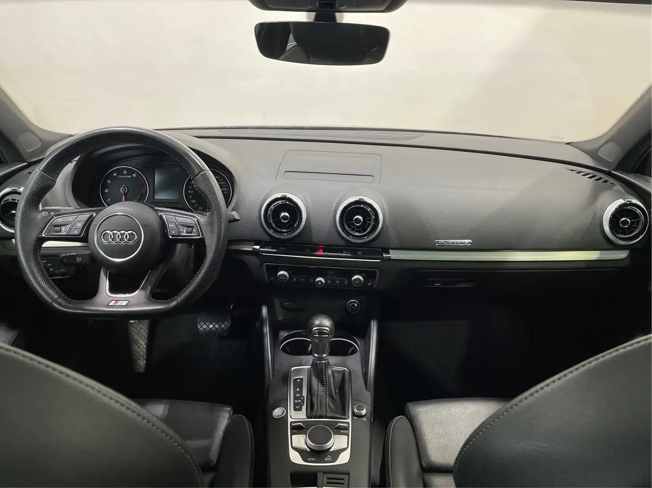 Audi A3 снимка Audi A3