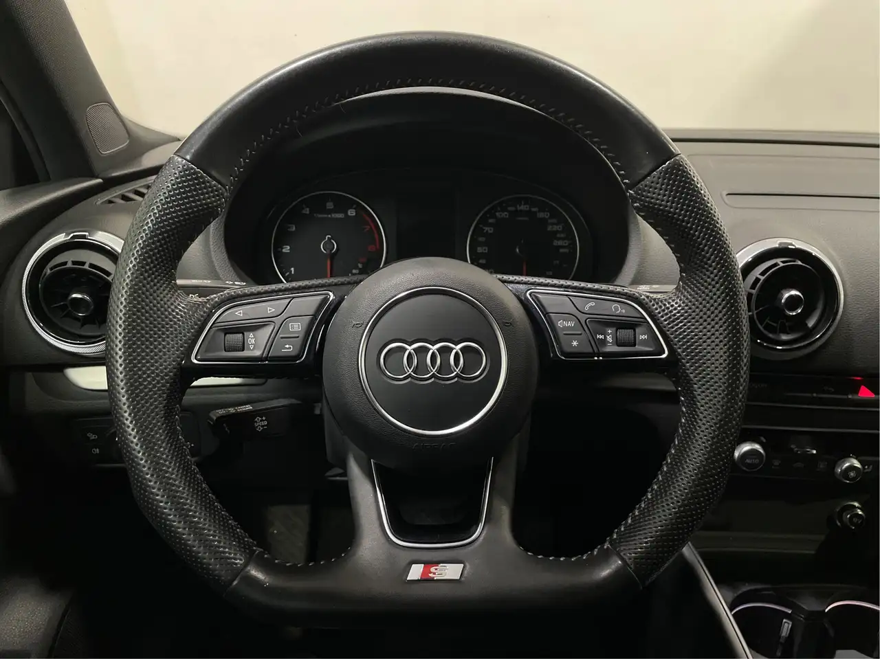Audi A3 снимка Audi A3