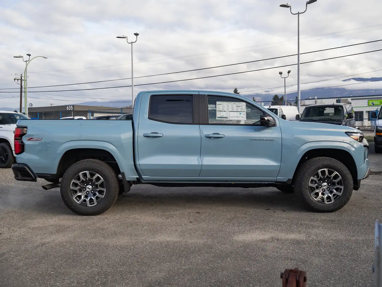 Chevrolet Colorado снимка Chevrolet Colorado