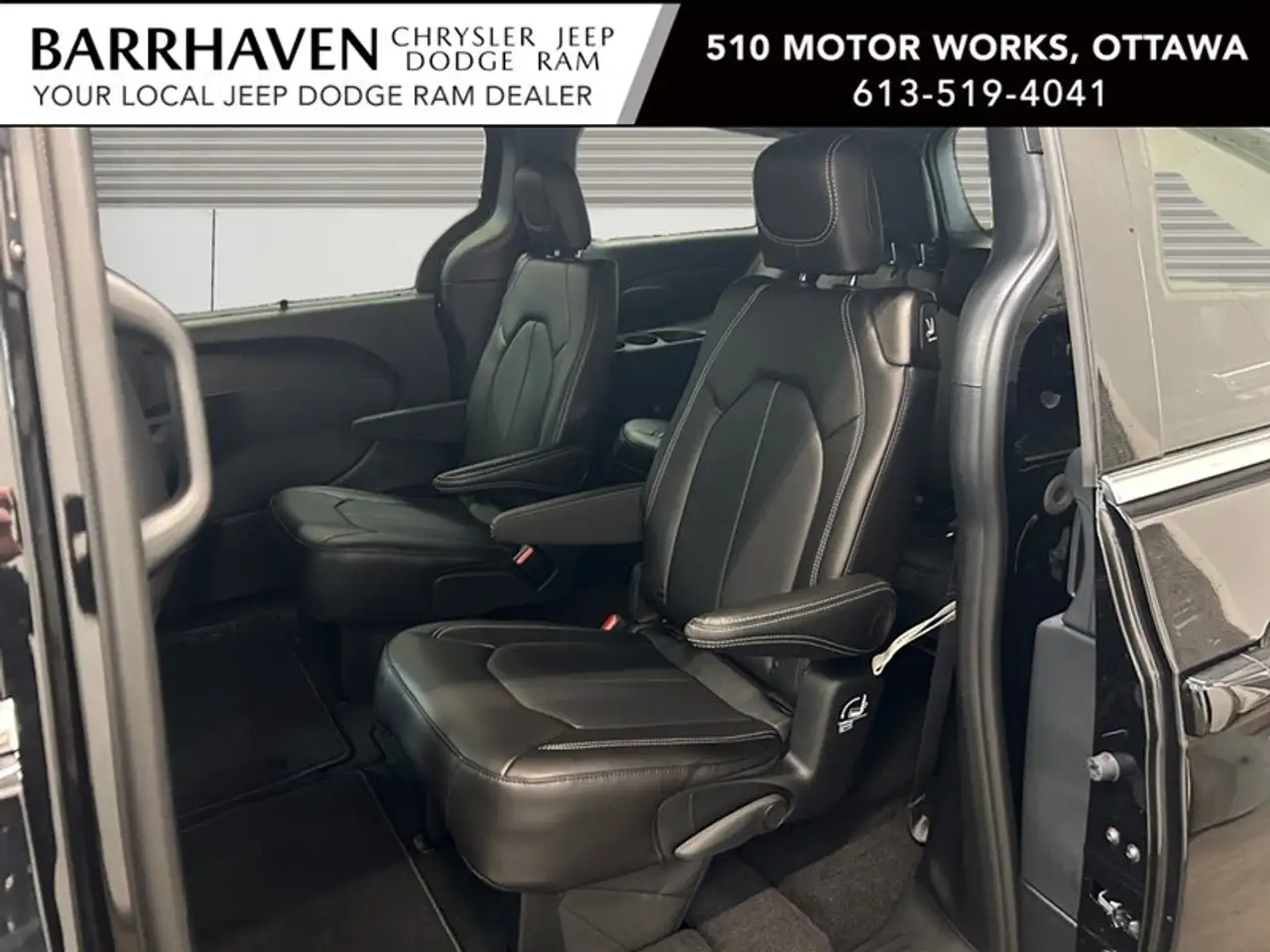 Chrysler Grand Caravan photo Chrysler Grand Caravan