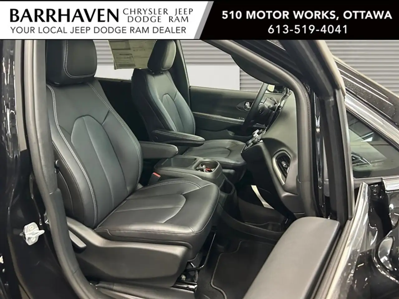 Chrysler Grand Caravan photo Chrysler Grand Caravan
