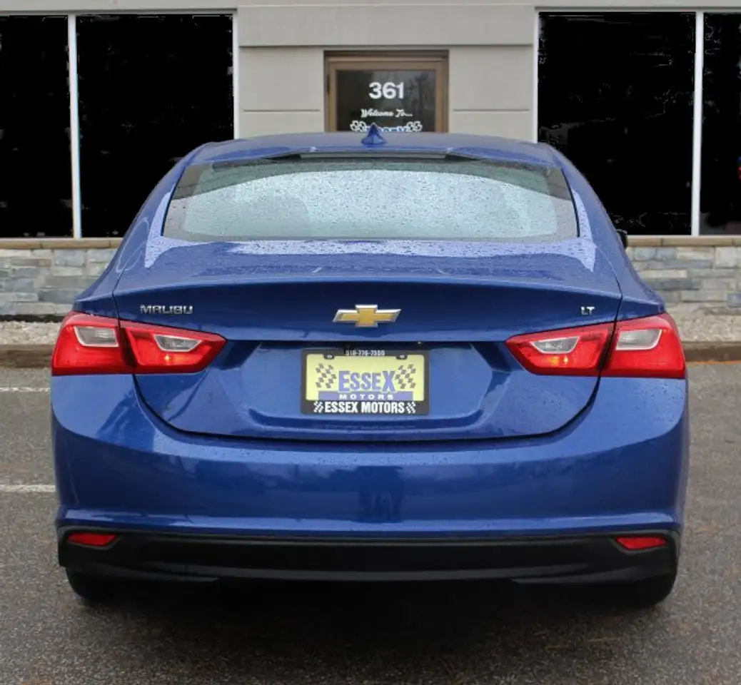 Chevrolet Malibu снимка Chevrolet Malibu