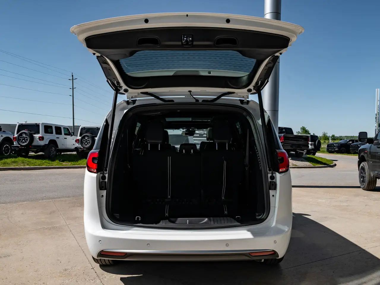 Chrysler Pacifica fotografie Chrysler Pacifica