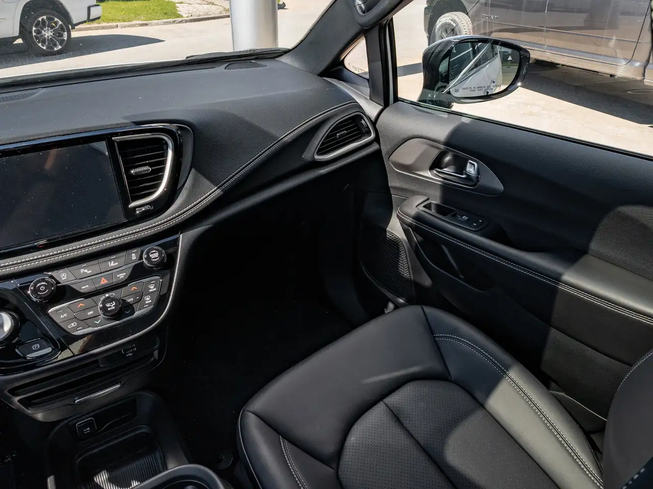 Chrysler Pacifica fotografie Chrysler Pacifica