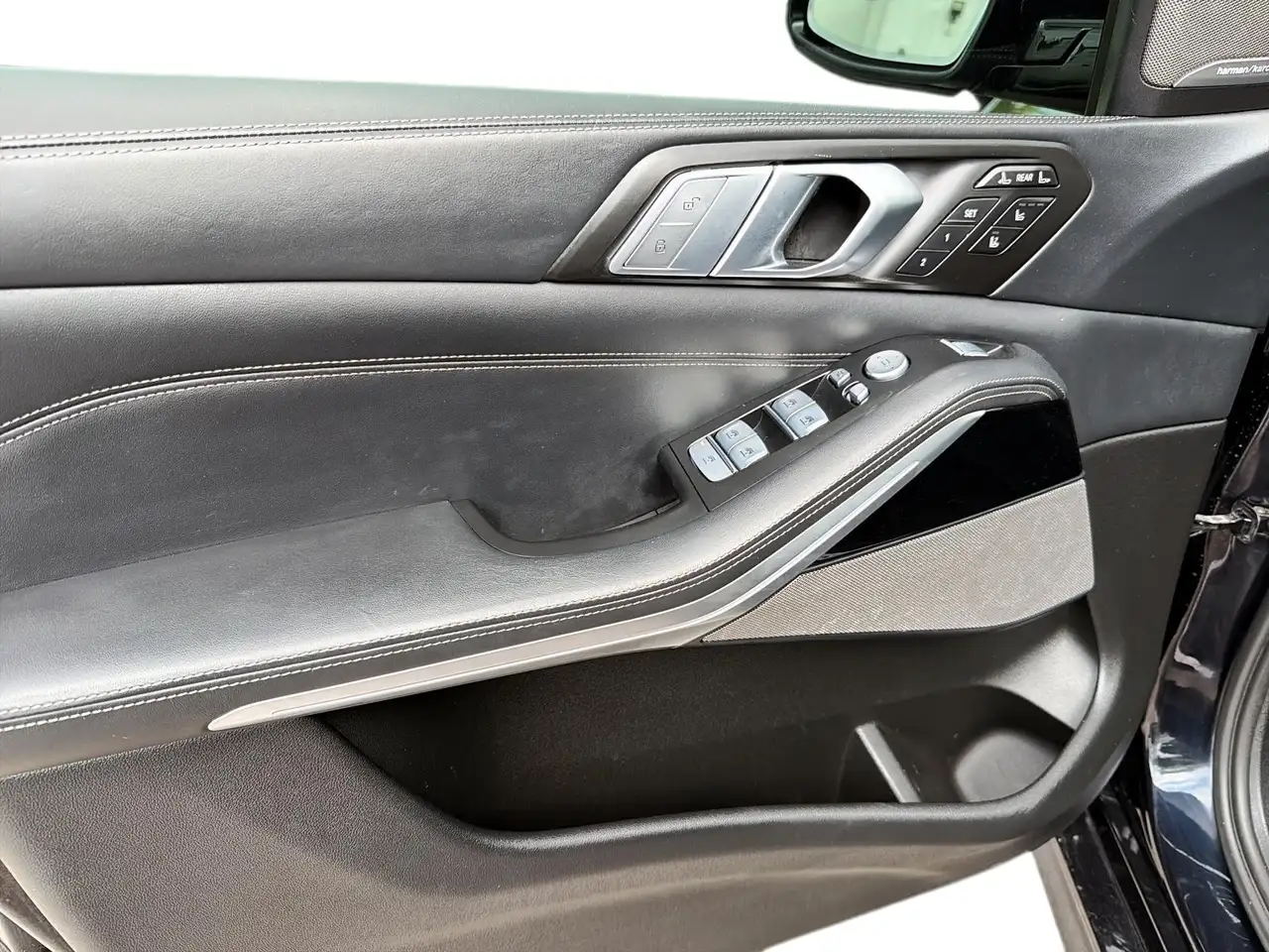 BMW X7 снимка BMW X7