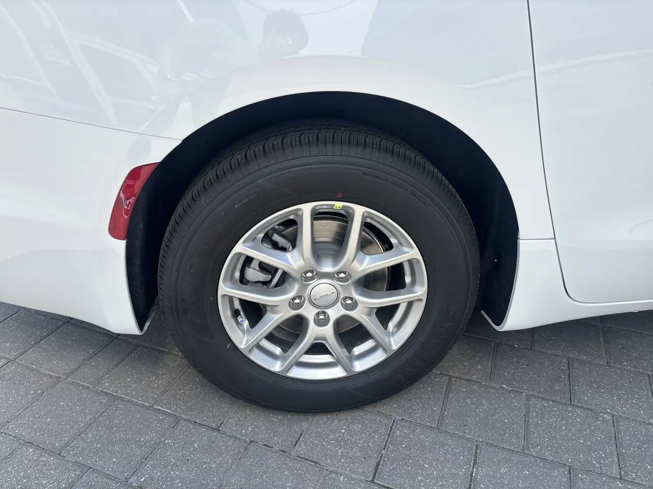 Chrysler Grand Caravan снимка Chrysler Grand Caravan