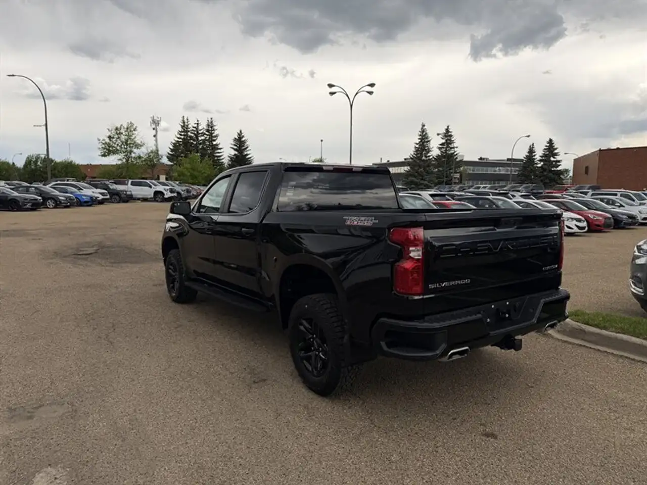Chevrolet Silverado 1500 photo Chevrolet Silverado 1500