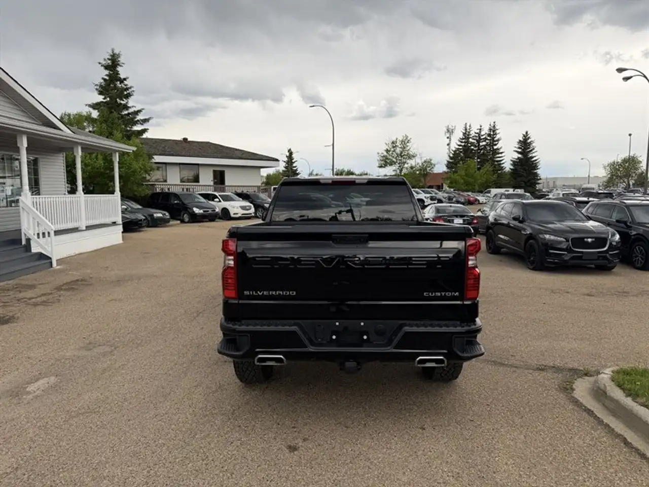 Chevrolet Silverado 1500 photo Chevrolet Silverado 1500