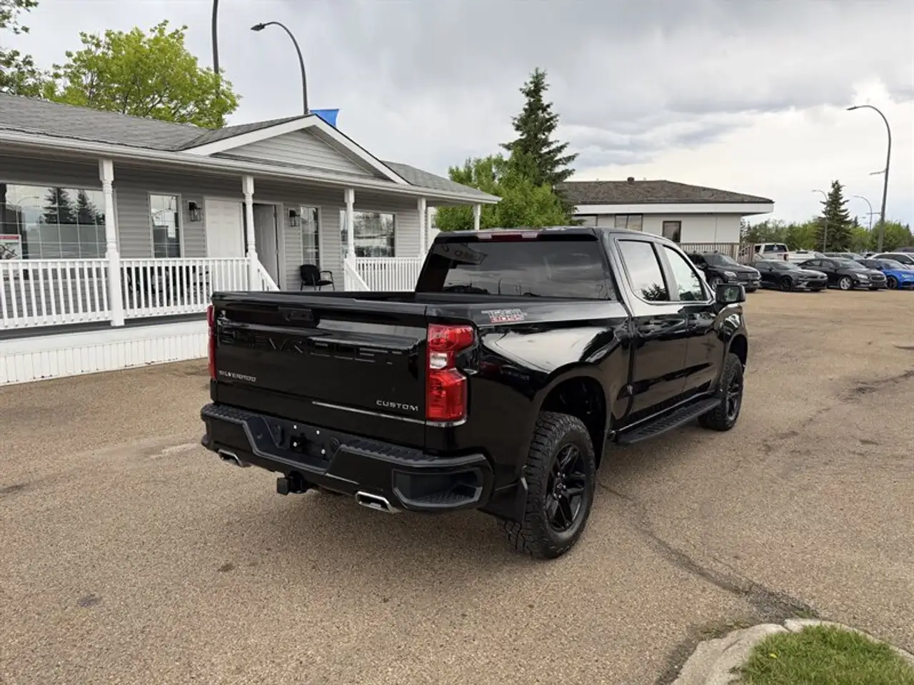 Chevrolet Silverado 1500 photo Chevrolet Silverado 1500